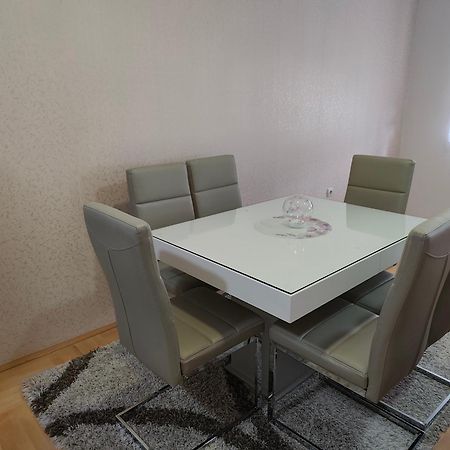 Apartman Lara Pirot Kültér fotó